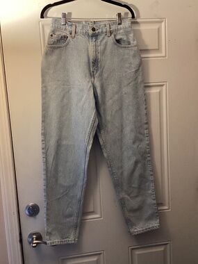 Vintage Women’s Levis 551 Jeans10 Short Blue Relaxed Fit Tapered Leg Denim